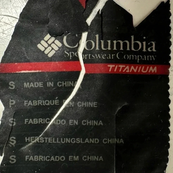 Columbia discontinued Snow Hottie Jacket - Picture 14 of 15